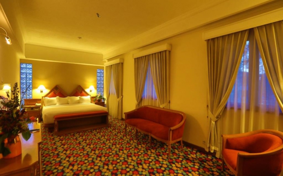 Guest room di Royal Denai Hotel