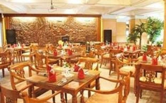 Restaurant di Royal Denai Hotel