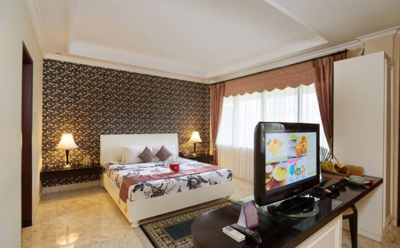 Guest room di Royal Orchids Garden Hotel & Condominium