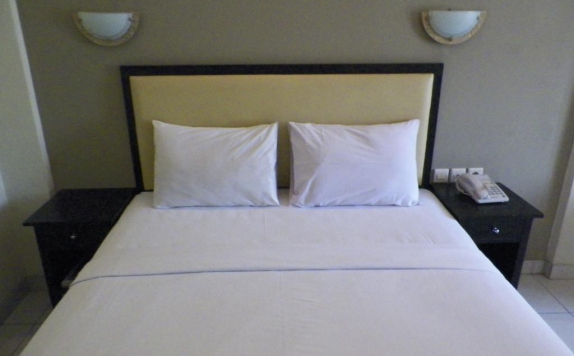 Tampilan Bedroom Hotel di Royal Phoenix Hotel