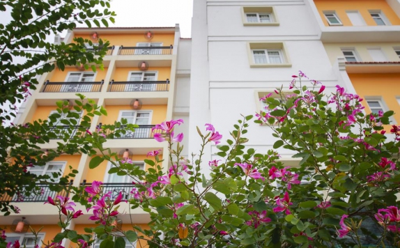 Royal Riverside Hoi An Hotel