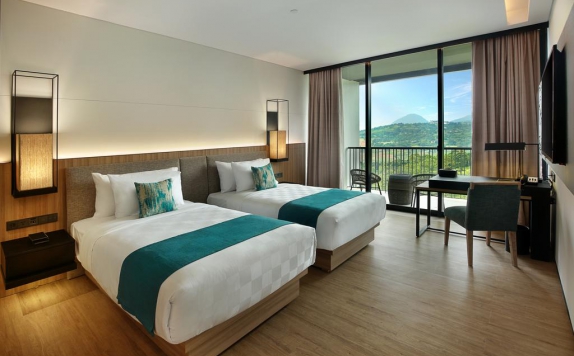 Tampilan Bedroom Hotel di Royal Tulip Gunung Geulis Resort and Golf