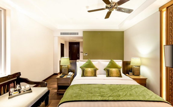 Tampilan Bedroom Hotel di Royal Tulip Saranam Resort And Spa