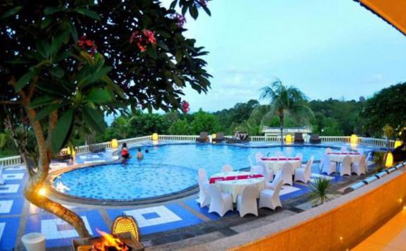 Outdoor Pool Hotel di Sahid Bintan Beach Resort