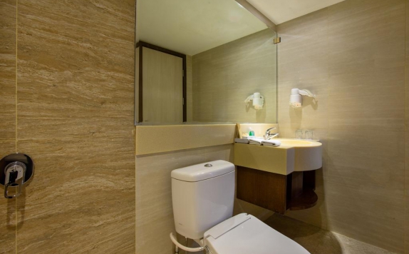 Bathroom di Sahid Jaya Hotel & Convention Yogyakarta