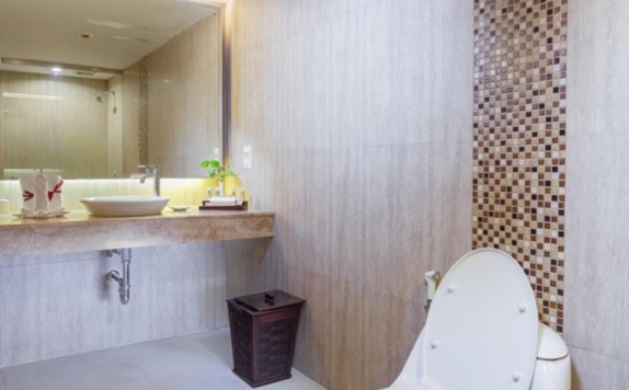 Tampilan Bathroom Hotel di Sahid Surabaya