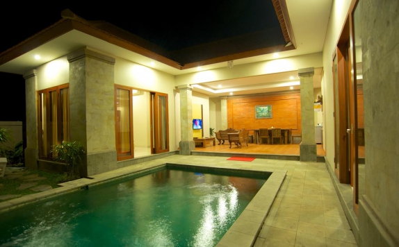Outdoor Pool Hotel di Saka Village Ubud