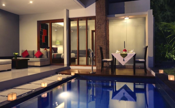 Swimming Pool di Samaja Beachside Villas