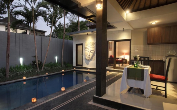 Swimming Pool di Samaja Beachside Villas