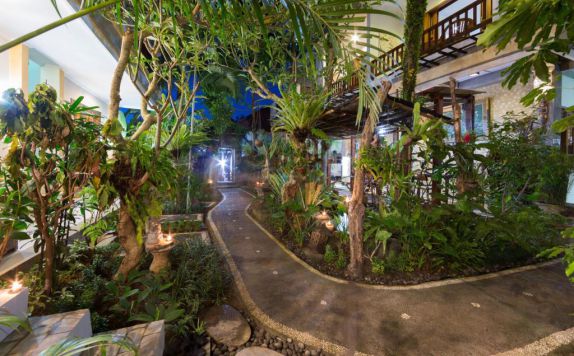 Taman Hotel di Sandat Bali Ubud Guest House