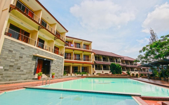 Swimming Pool di Sangga Buana Resort & Convention Hotel Resort