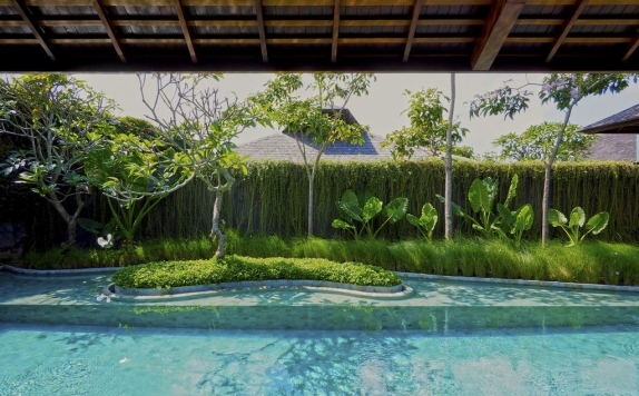 Swimming Pool di Santai Bali