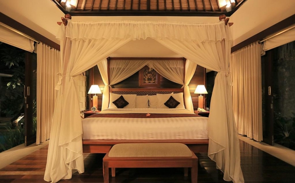 Bedroom di Sanyas Suite