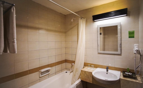 Bathroom di Sari Ater Hotel and Resort
