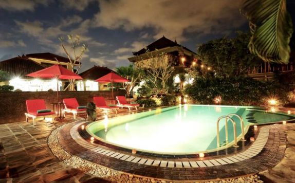 Outdoor Pool di Segara Agung Hotel