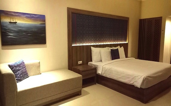 Bedroom di Sekuro Village Beach Resort