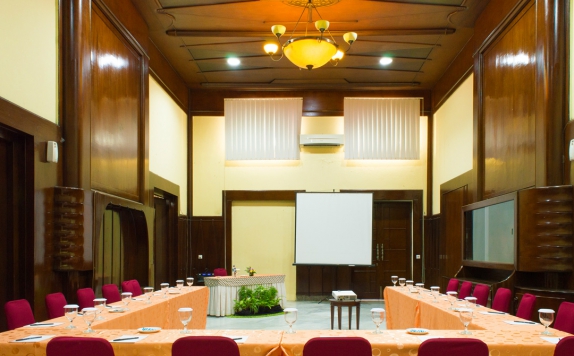 meeting room di Semesta Hotel and Convention