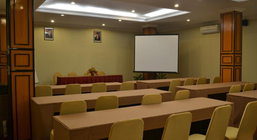 Meeting Room di Sepinggan Hotel