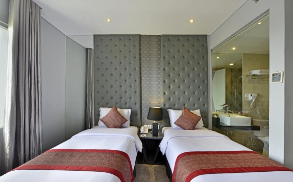 guest room twin bed di Serela Cihampelas Hotel