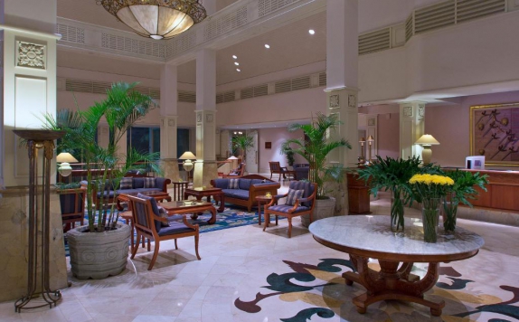 lobby di Sheraton Bandara Hotel