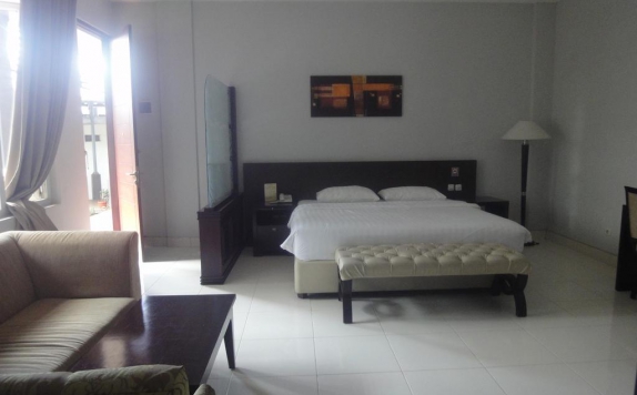 Guest room di Sindha Ruteng Hotel
