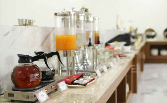 beverages di Sindoro Hotel By Conary
