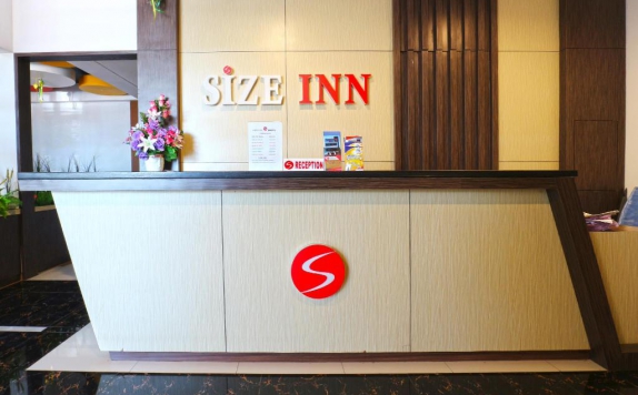 Receptionist di Size Inn Hotel