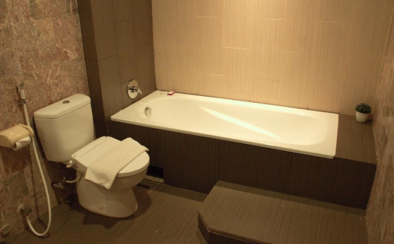 Bathroom di S One Hotel Palembang