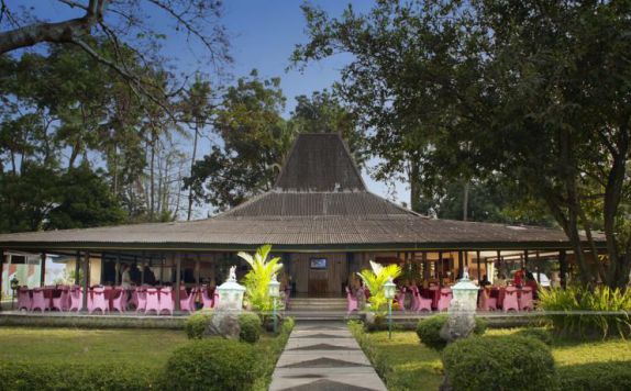Exterior di Sriwedari Resort & Business Center Yogyakarta