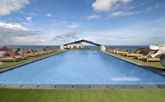 Swimming Pool di Sulis Beach Hotel & Spa