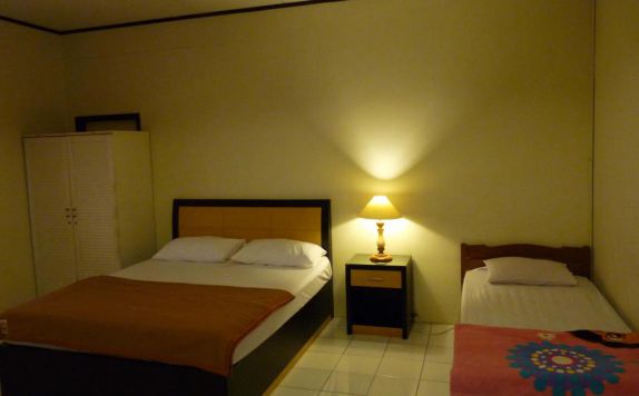 Bedroom Hotel di Sumber Ria Hotel
