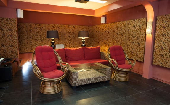 Tampilan Fasilitas Hotel di Swarapadi Villa