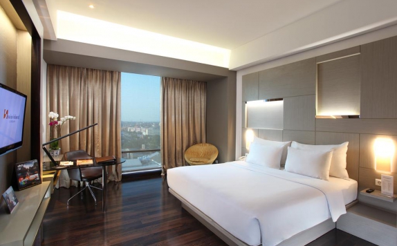 Tampilan Bedroom Hotel di Swiss-Belhotel Cirebon