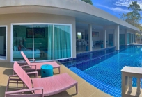 Grand Bleu Ocean View Pool Suite