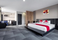 OYO 472 Hotel Asyra Makassar