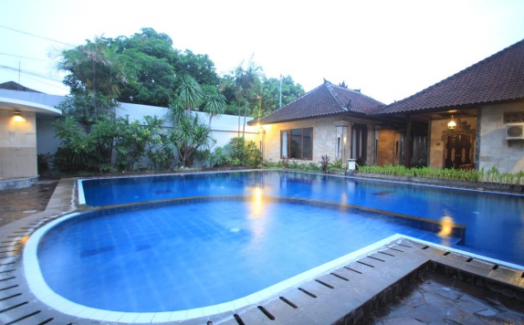 Swimming Pool di Taman Sari Cottage II