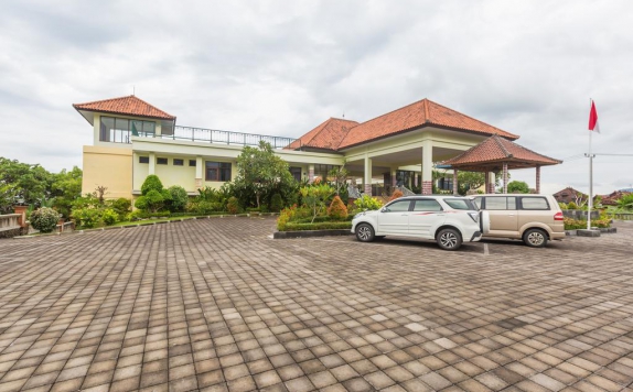 Front view di Taman Surgawi Resort and Spa (Formerly Taman Ujung Resort and Spa)