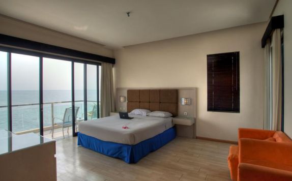 guest room di Tanjung Kodok Beach Resort