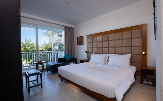 BADROOM di THE 1O1 Bali Fontana Seminyak