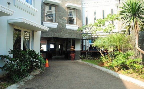 Entrance di The Acacia Hotel & Resort