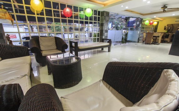 Lobby di The Airport Kuta Hotel