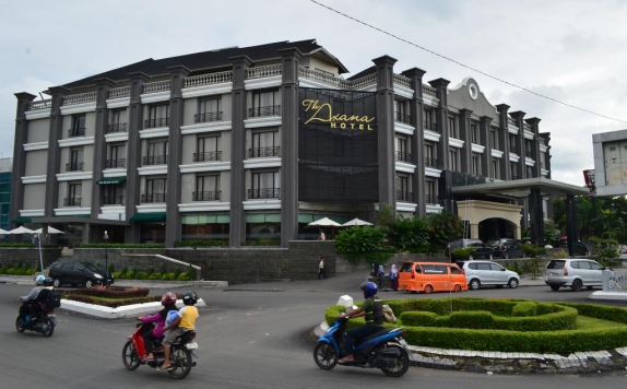 Eksterior di The Axana Hotel Padang ( Hotel Ambacang )