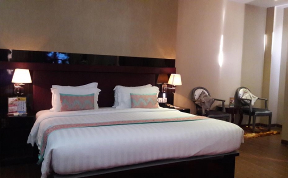 Guest room di The Belagri Hotel and Convention Center