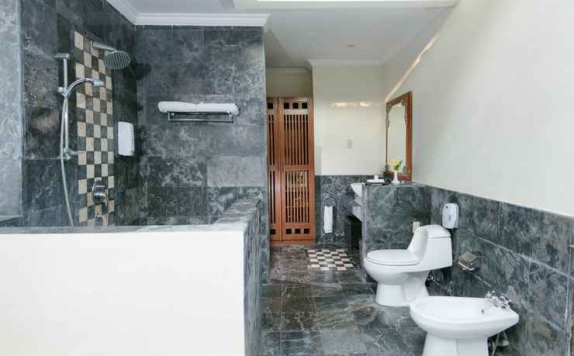 Bathroom di The Cangkringan Jogja Villas & Spa