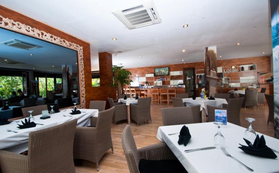Restaurant di The Dipan Resort, Villas and Spa