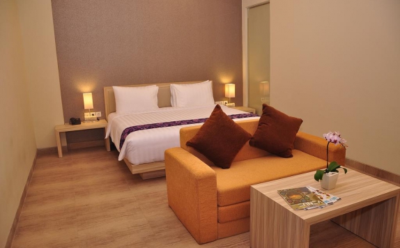 Tampilan Bedroom Hotel di The Evitel Resort Ubud