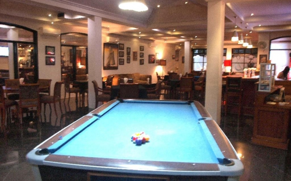 billiard di The Gecho Inn Town