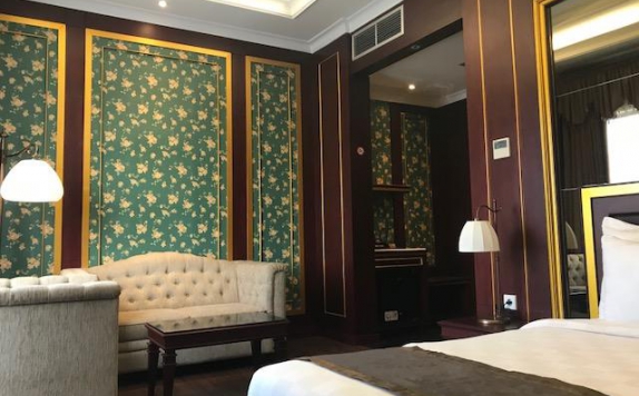 Guest Room di The Grantage Hotel & Sky Lounge BSD City Tangerang