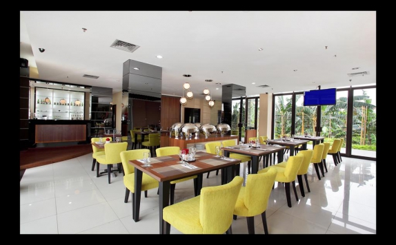 Restaurant di The Green Hotel Bekasi