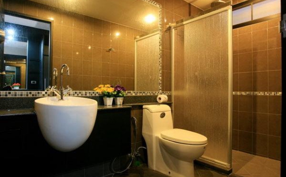 The Idol Boutique Resort and Villa (Nai Harn)